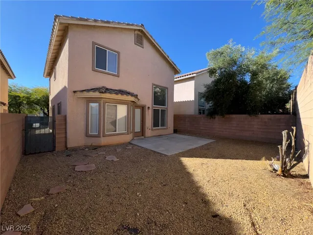 $1,900 | 11020 Meadow Leaf Avenue, Las Vegas, NV 89144