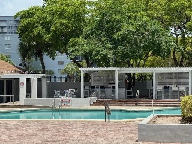 $1,750 | 1470 Northeast 123rd Street, Unit A408, North Miami, FL 33161