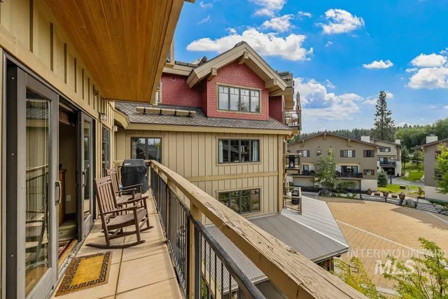 $775,000 | 616 North 3rd Street, Unit 304, McCall, ID 83638