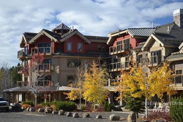 $775,000 | 616 North 3rd Street, Unit 304, McCall, ID 83638