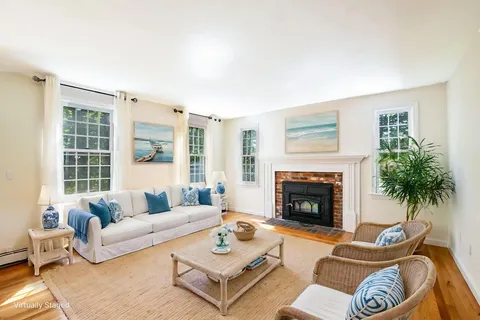 $850,000 | 1 Moody Drive, Sandwich, MA 02563