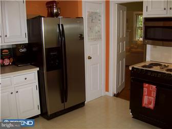 9 Princeton Road Wayne, PA 19087 - Photo 5 of 12 Kitchen