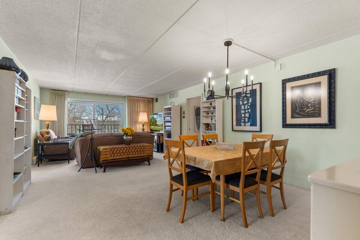 111 11th Street, Unit 3AN Racine, WI 53403 - Photo 6 of 28 Dining & Living Area