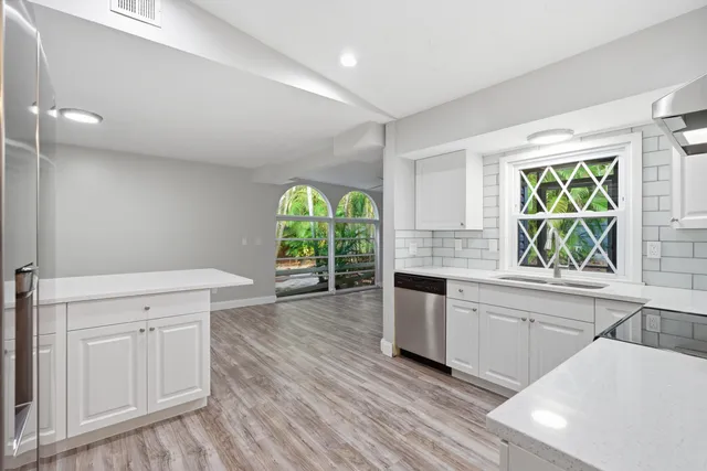 $649,000 | 540 Southwest North Carolina Drive, Stuart, FL 34994