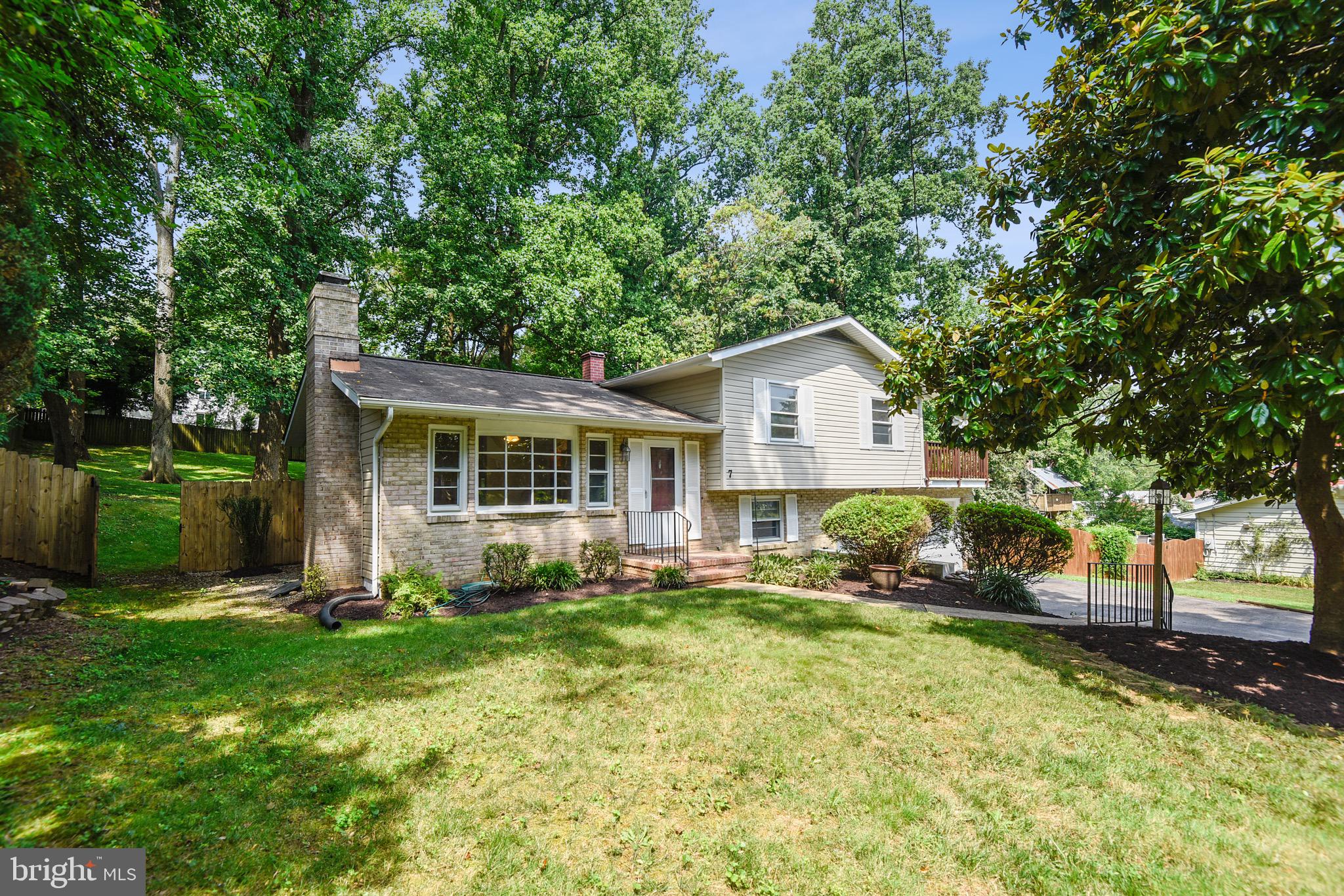 7 Roe Lane Arnold, MD 21012 - Photo 1 of 44 Gallery Image 1