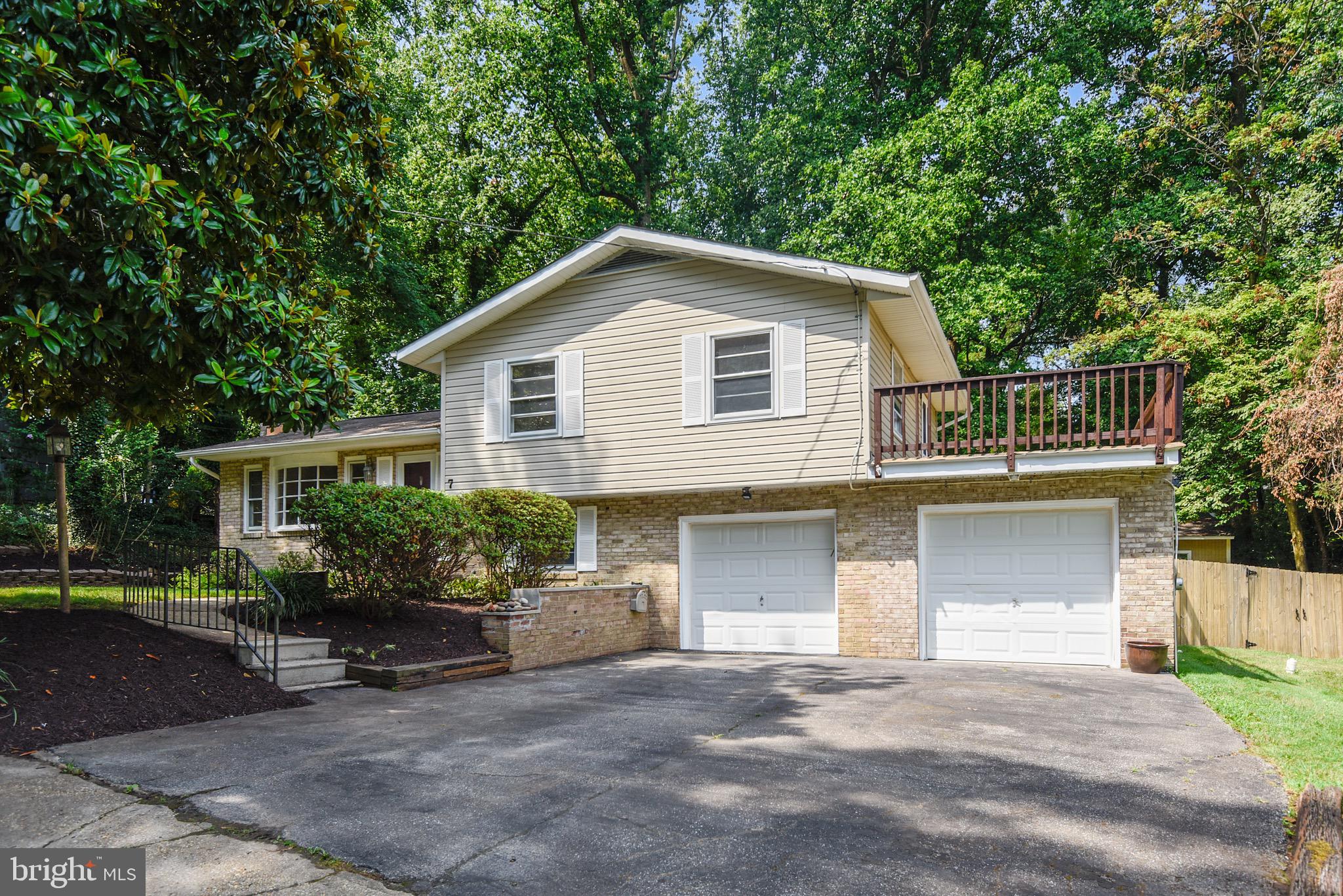 7 Roe Lane Arnold, MD 21012 - Photo 3 of 44 Gallery Image 3