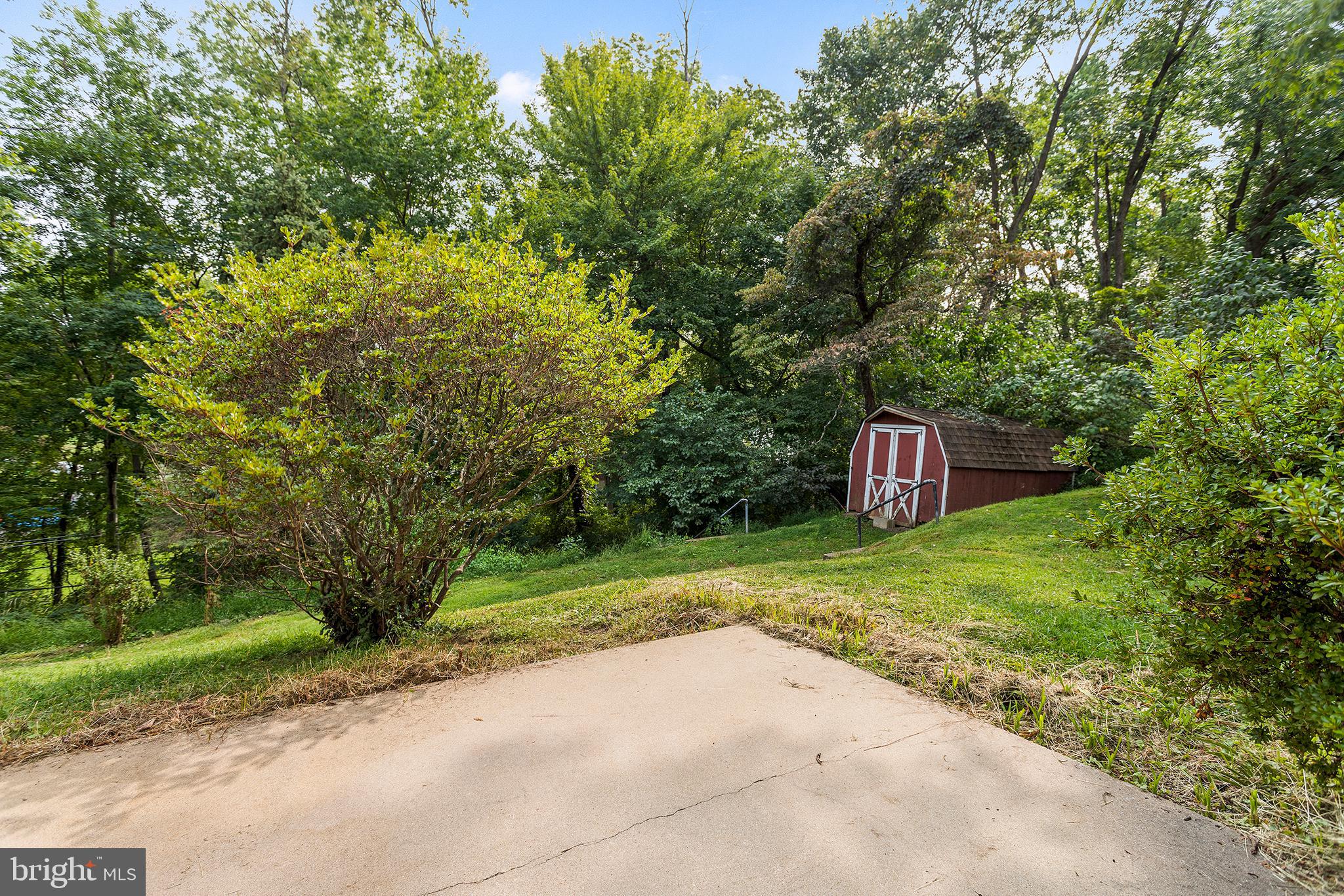 141 Ashley Road Newtown Square, PA 19073 - Photo 8 of 29