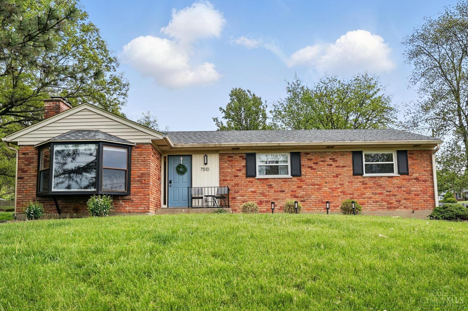 7510 Lawyer Road Cincinnati, OH 45244 - Photo 1 of 55 Welcome home...