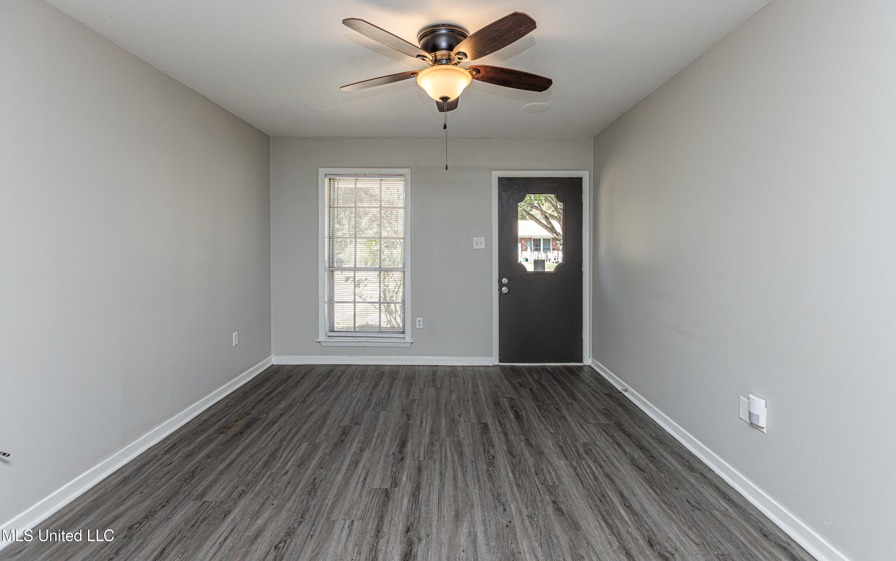 329 Lionel Road Pearl, MS 39208 - Photo 13 of 41 1R4A6137-Enhanced-NR