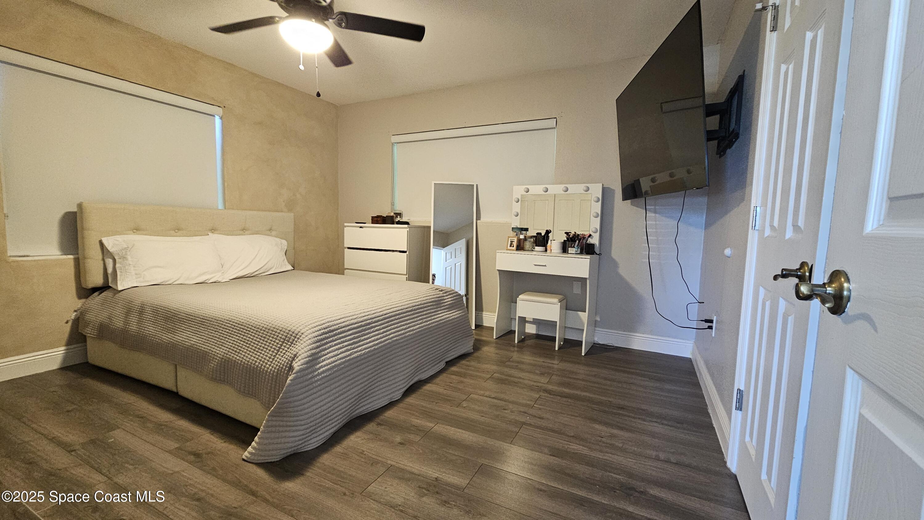 2394 Shenandoah Road Palm Bay, FL 32905 - Photo 5 of 23 Primary Bedroom