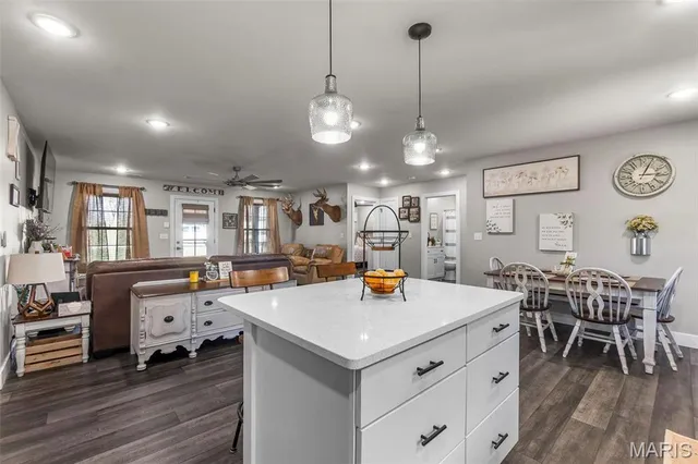 $309,900 | 214 Gladiola Street, Jackson, MO 63755