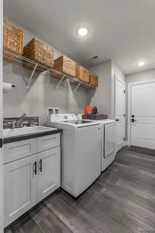 $309,900 | 214 Gladiola Street, Jackson, MO 63755