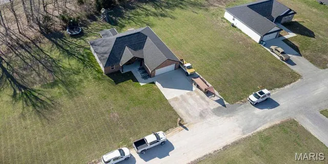 $309,900 | 214 Gladiola Street, Jackson, MO 63755