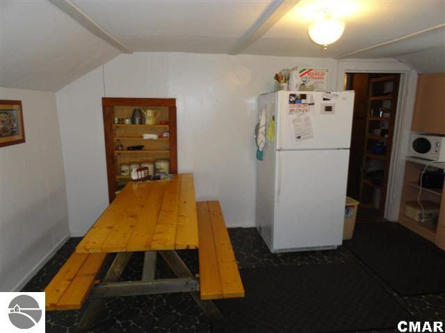 7499 Maple Grove Road Lake, MI 48632 - Photo 22 of 24 1772751-21.JPG