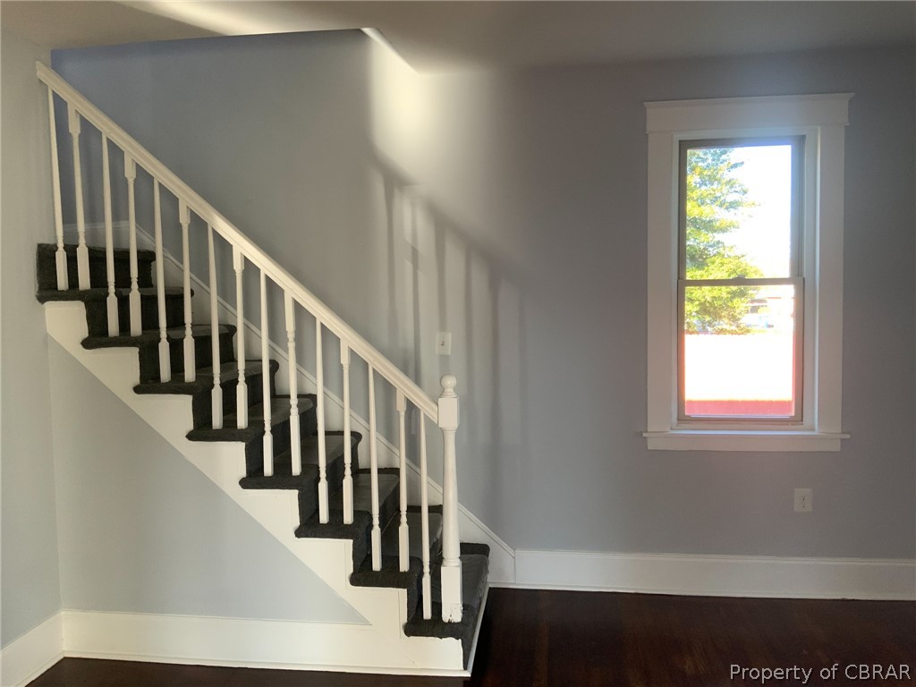 516 South Providence Road Chesterfield, VA 23236 - Photo 7 of 44 Large Foyer with access to 2nd floor