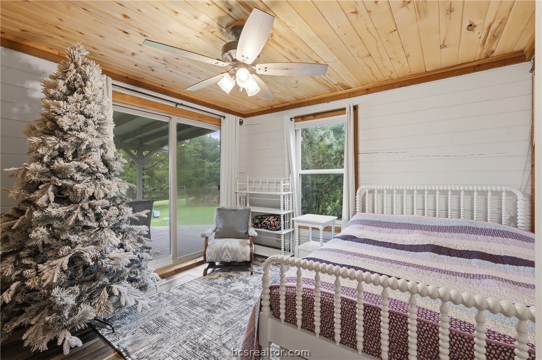 18578 Old Bundick Road Bryan, TX 77808 - Photo 25 of 44
