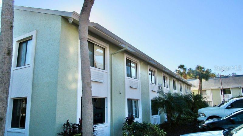 20853 Haulover Cove Road, Unit A8 Lutz, FL 33558 - Photo 3 of 34