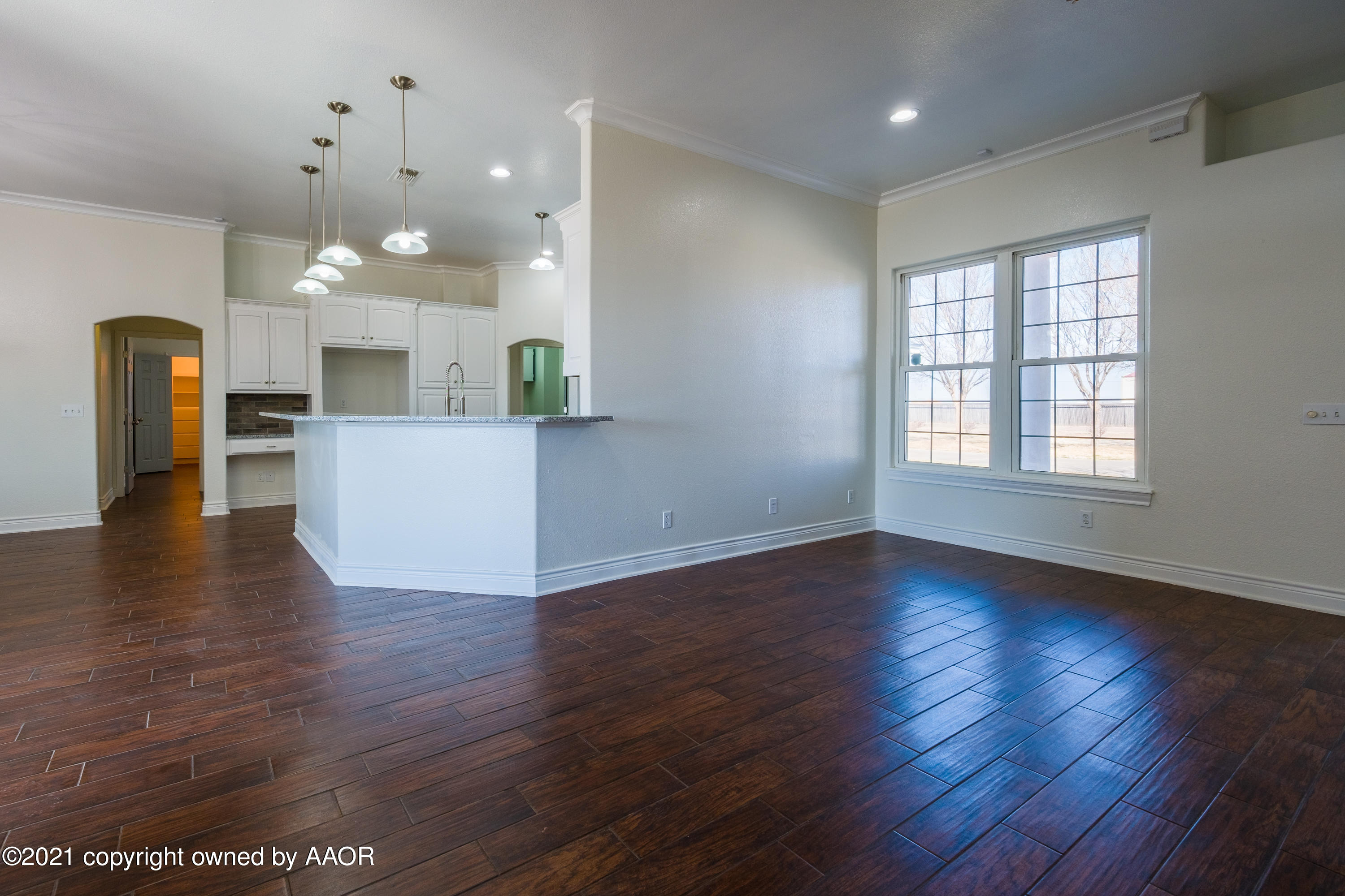 9601 Chatham Road Amarillo, TX 79119 - Photo 15 of 43 Living Room-4