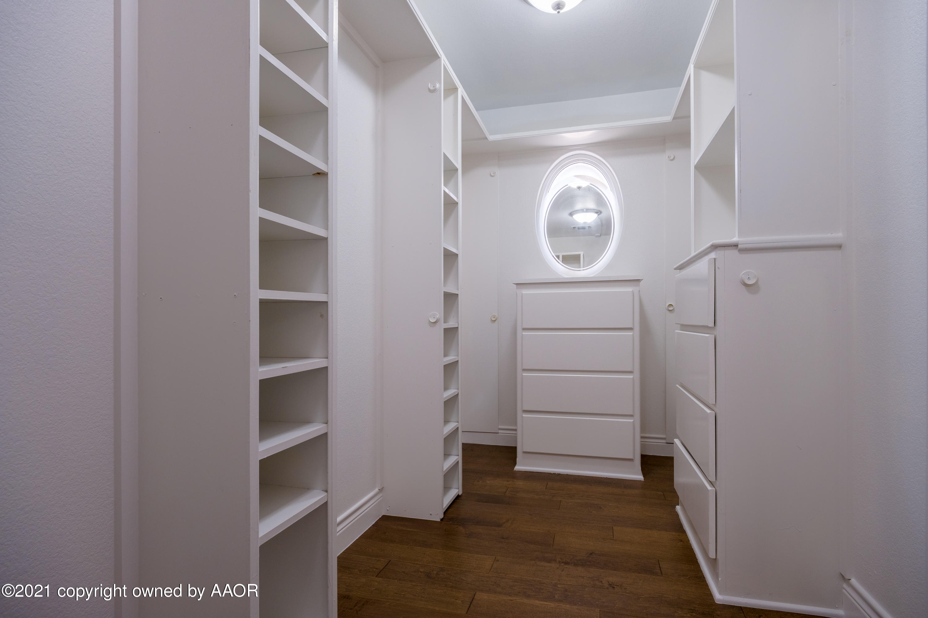 9601 Chatham Road Amarillo, TX 79119 - Photo 24 of 43 Master Closet