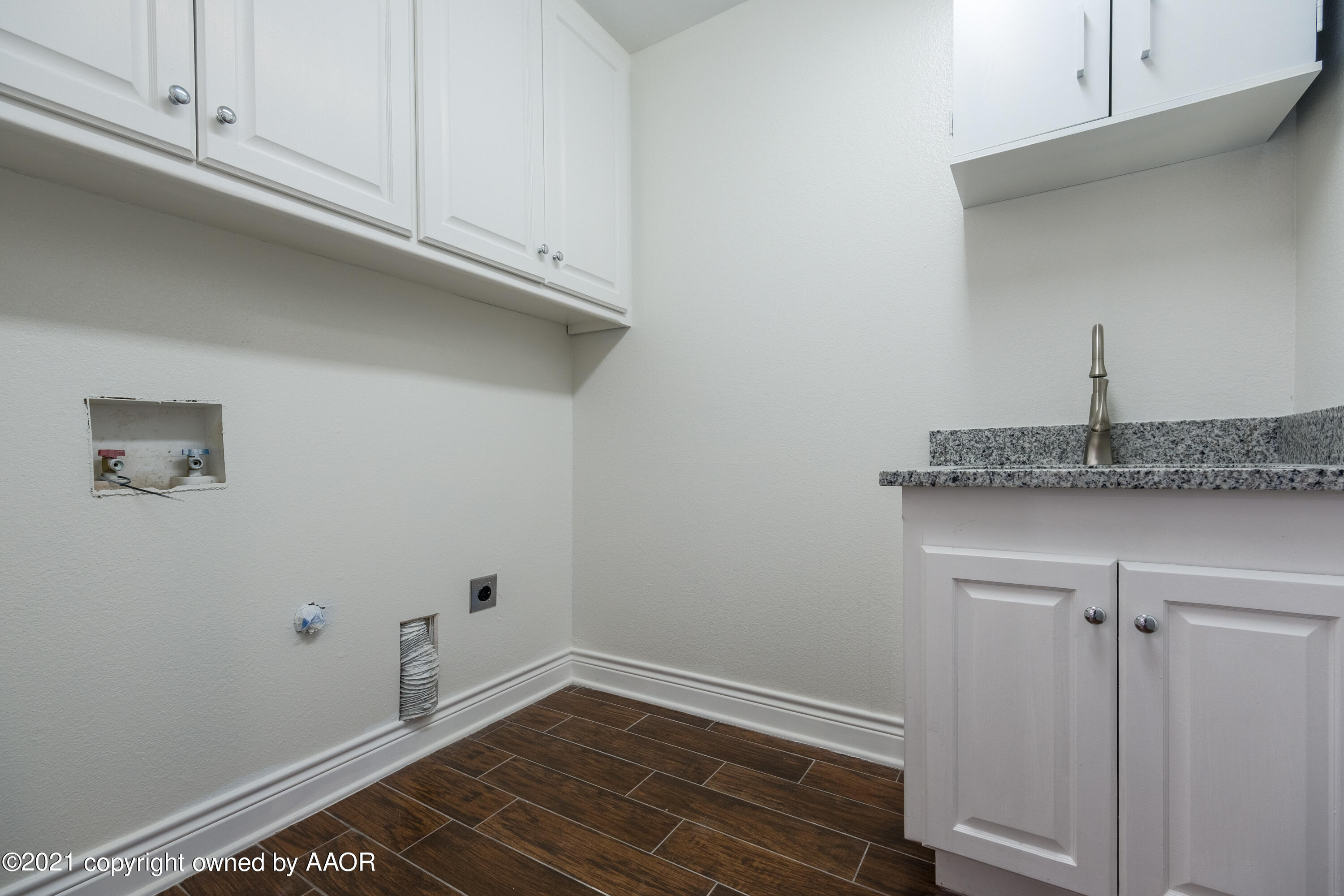 9601 Chatham Road Amarillo, TX 79119 - Photo 27 of 43 Utility Room