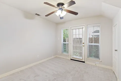 $399,000 | 920 Asbury Street, Houston, TX 77007