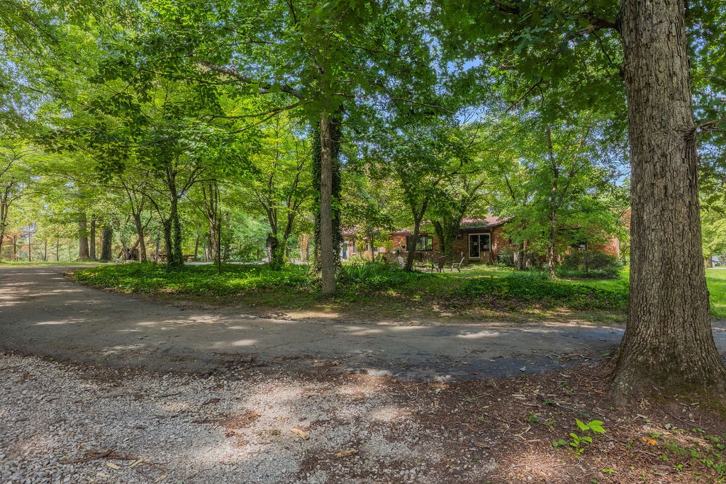 924 Spring Valley Road McMinnville, TN 37110 - Photo 58 of 60