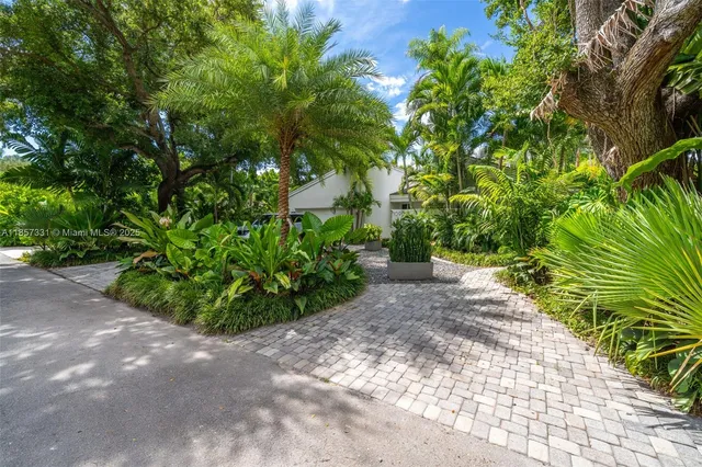 $2,998,997 | 1090 Northeast 92nd Street, Miami Shores, FL 33138