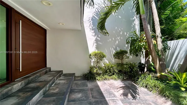 $2,998,997 | 1090 Northeast 92nd Street, Miami Shores, FL 33138