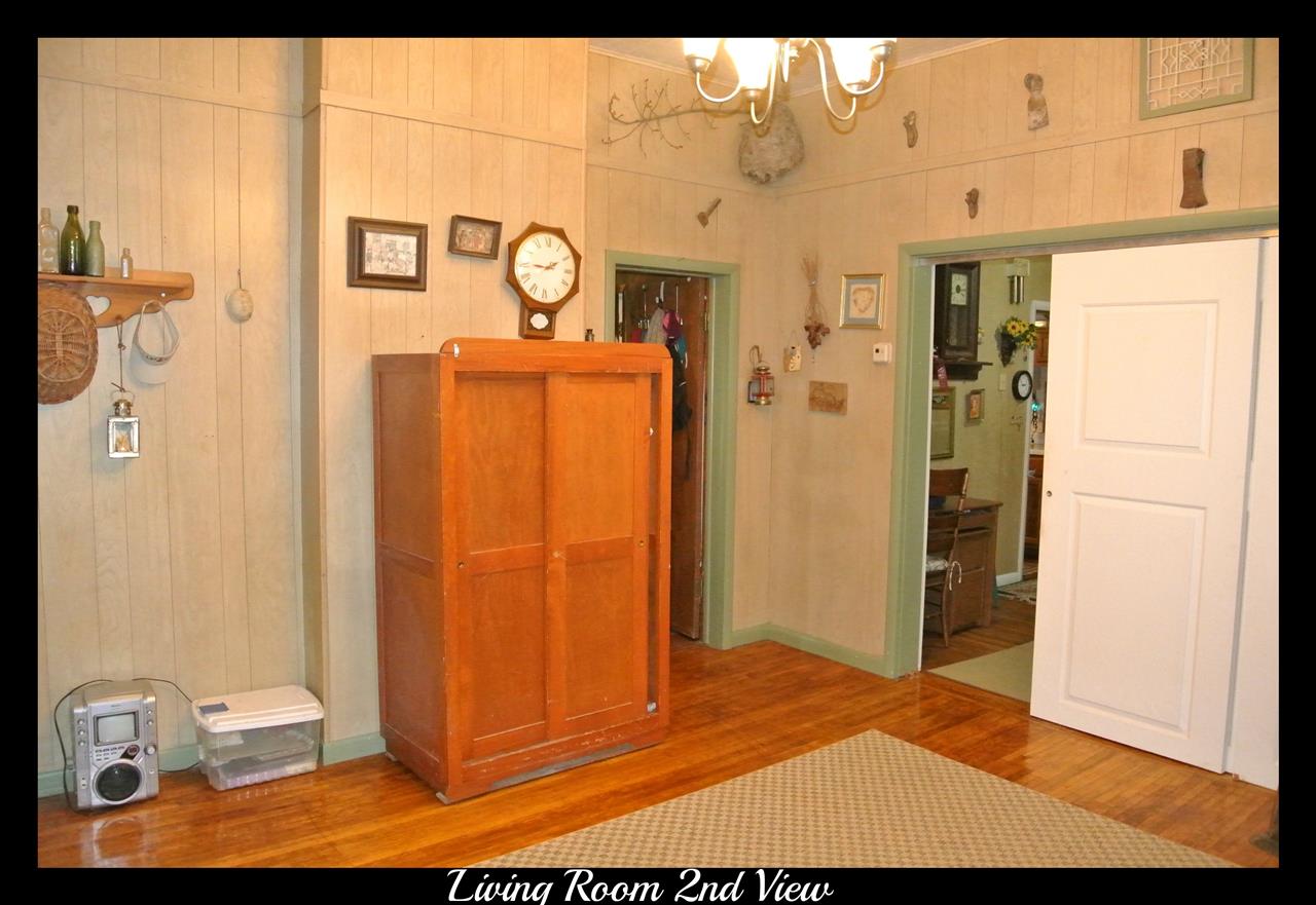 7600 South Strain Ridge Road Bloomington, IN 47401 - Photo 11 of 17 Gallery Image 11