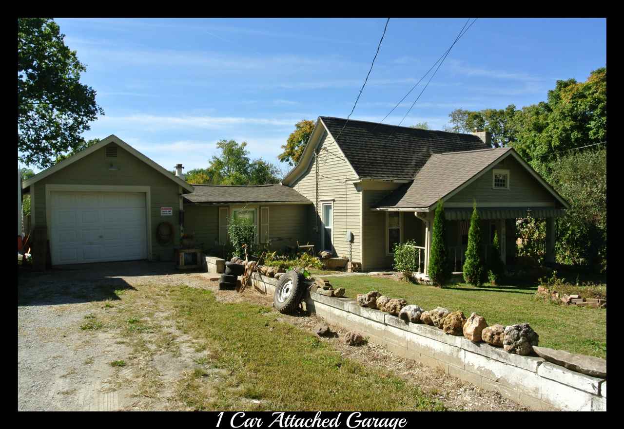 7600 South Strain Ridge Road Bloomington, IN 47401 - Photo 13 of 17 Gallery Image 13