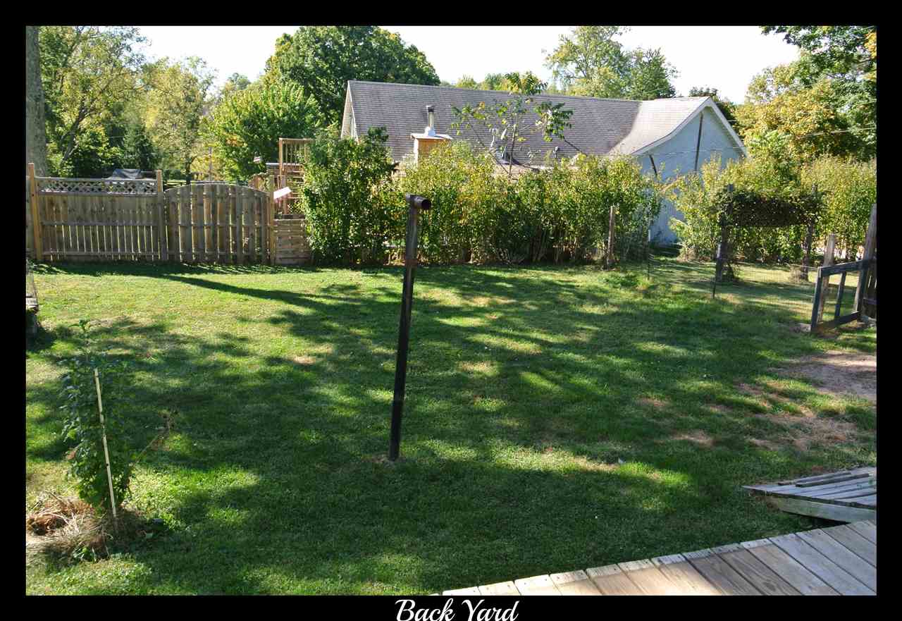7600 South Strain Ridge Road Bloomington, IN 47401 - Photo 15 of 17 Gallery Image 15