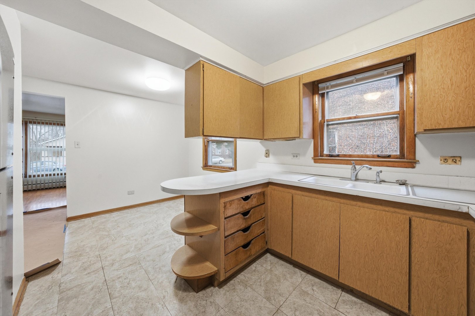 272 East 148th Street Harvey, IL 60426 - Photo 4 of 25