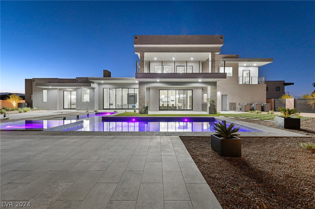 5880 South Westwind Rd