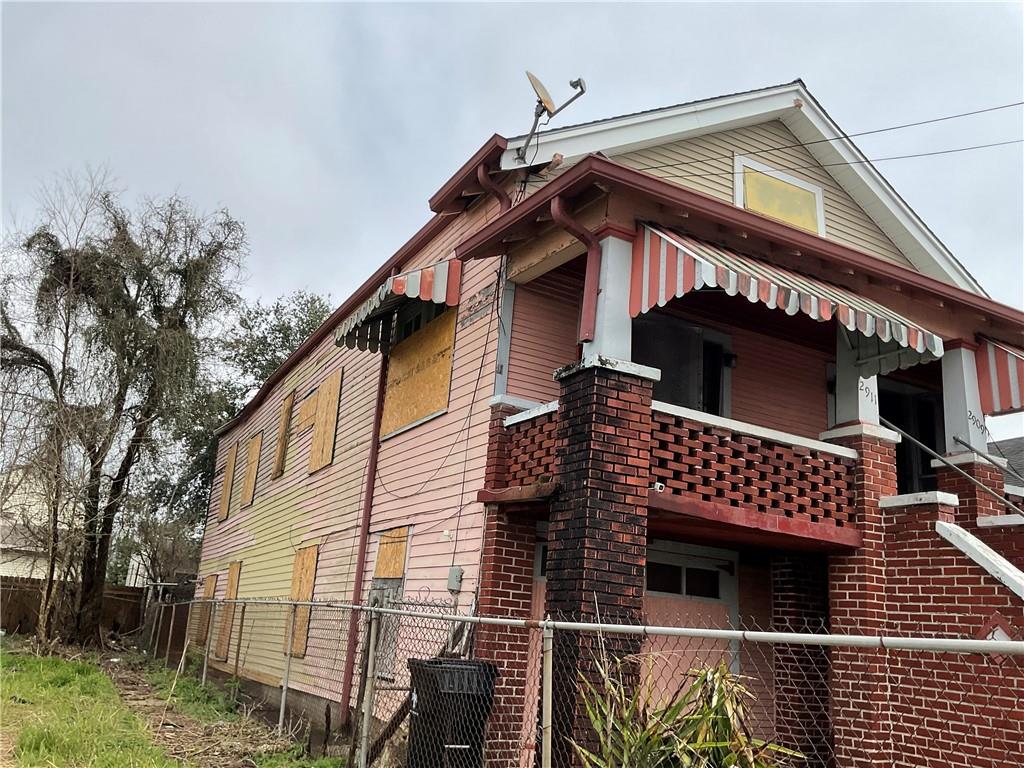 2909 First Street New Orleans, LA 70113 - Photo 2 of 19