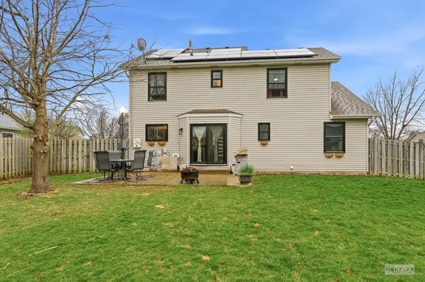 $345,000 | 1447 Aspen Lane, Yorkville, IL 60560