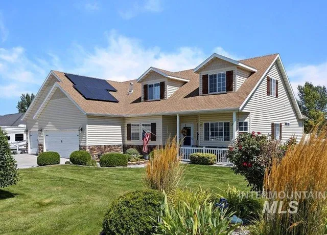 $660,000 | 3702 North 2481 East, Twin Falls, ID 83301