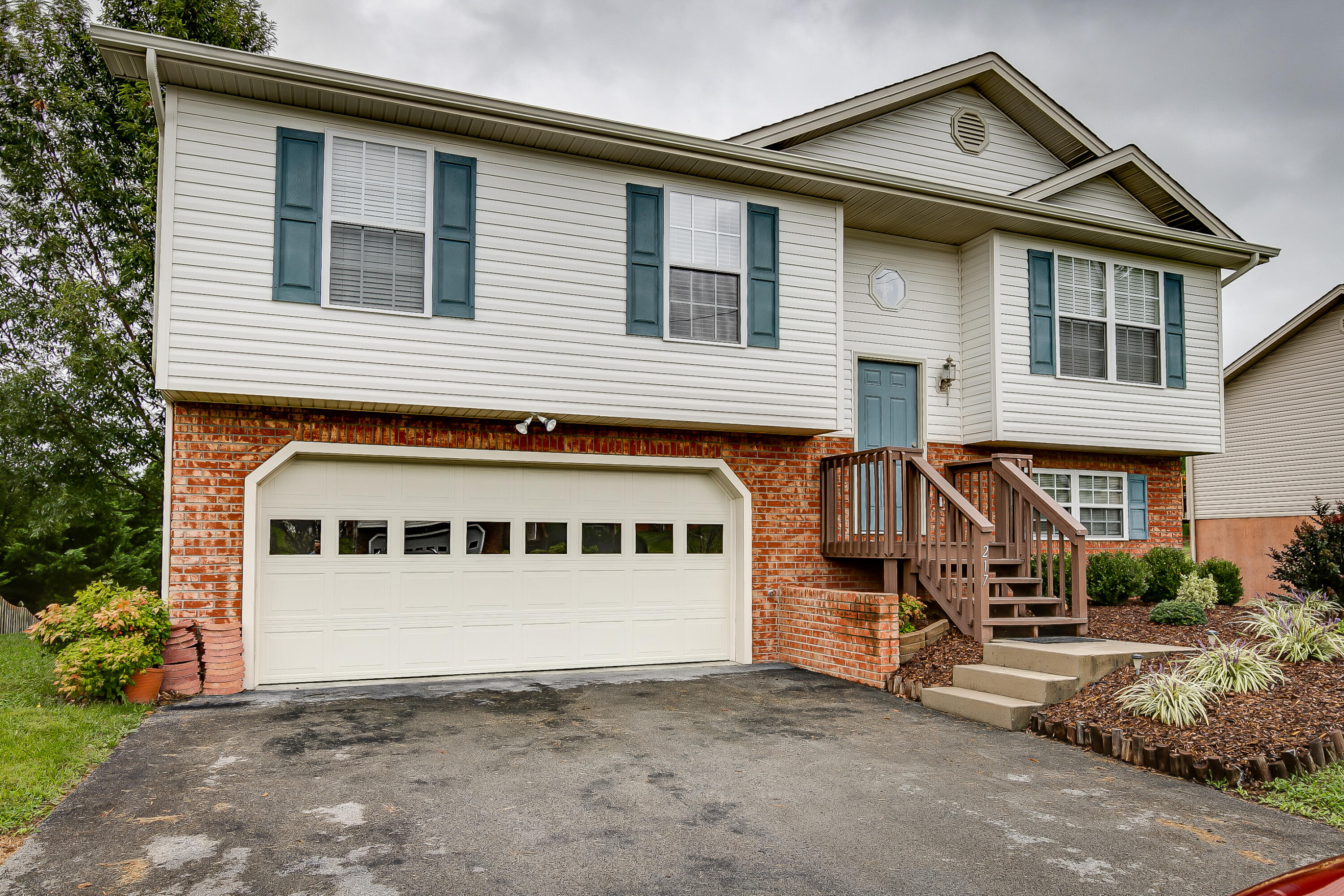 217 New Hope Road Jonesborough, TN 37659 - Photo 3 of 30 New Hope-3
