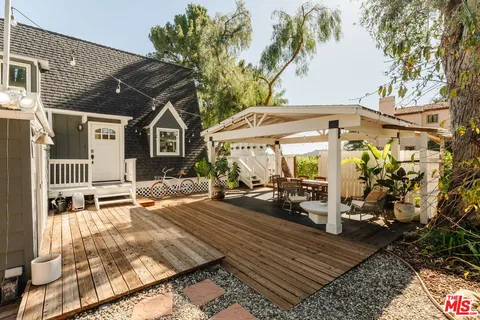 $1,550,000 | 21316 Hillside Drive, Topanga, CA 90290