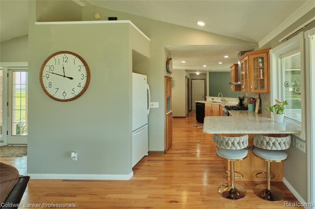 6464 Ferden Road Chesaning, MI 48616 - Photo 6 of 23