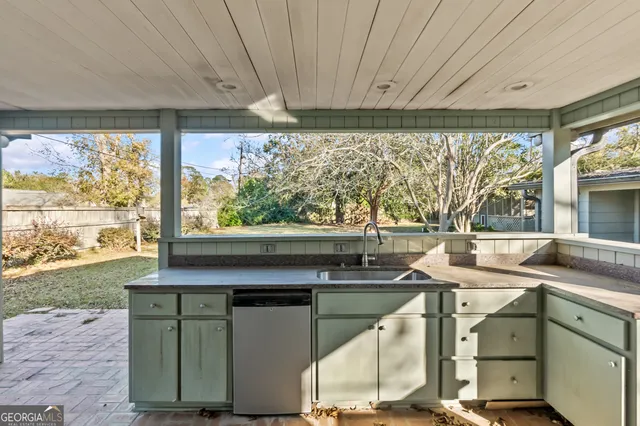 $299,900 | 249 Lincoln Avenue, Fitzgerald, GA 31750