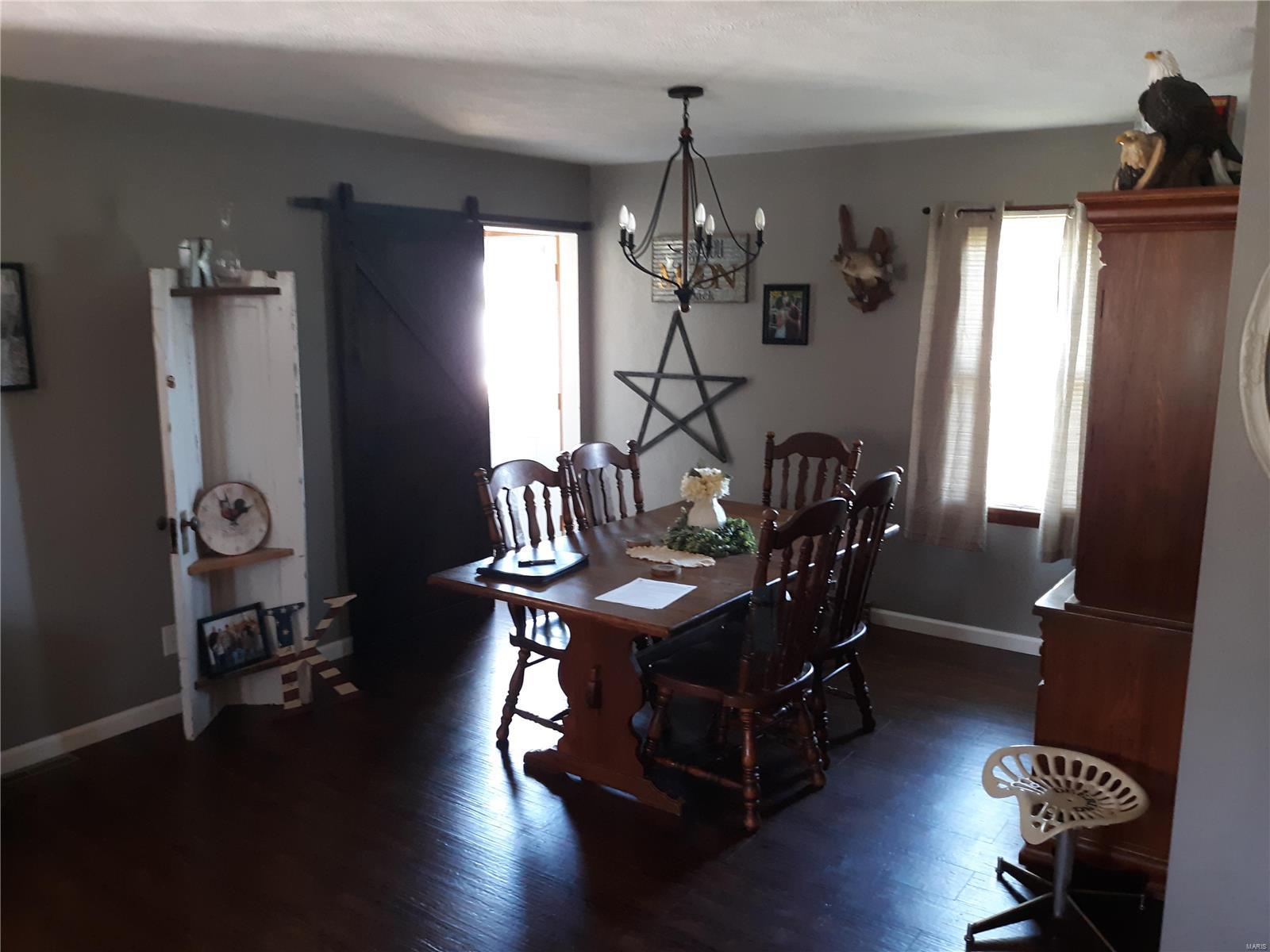 12906 Ferrin Road Carlyle, IL 62231 - Photo 4 of 14 Gallery Image 4