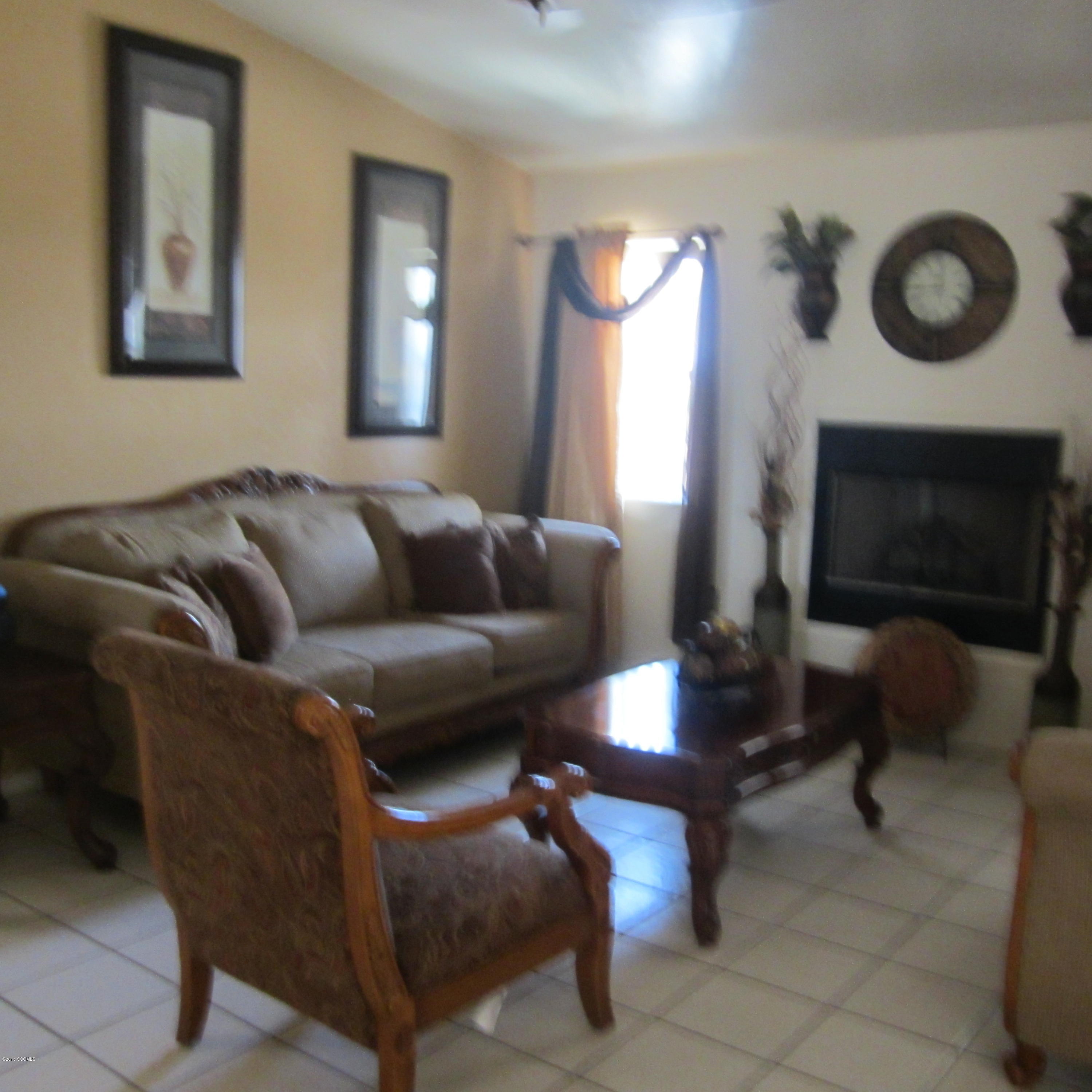 1014 Circulo Golondrina Rio Rico, AZ 85648 - Photo 4 of 15 Gallery Image 4