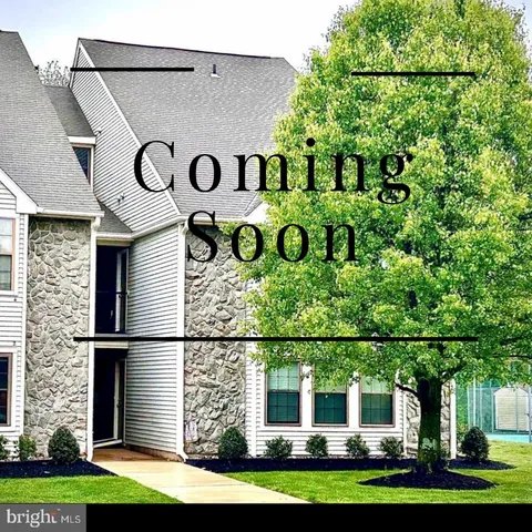 $289,900 | 1 Bridgewater Drive, Marlton, NJ 08053