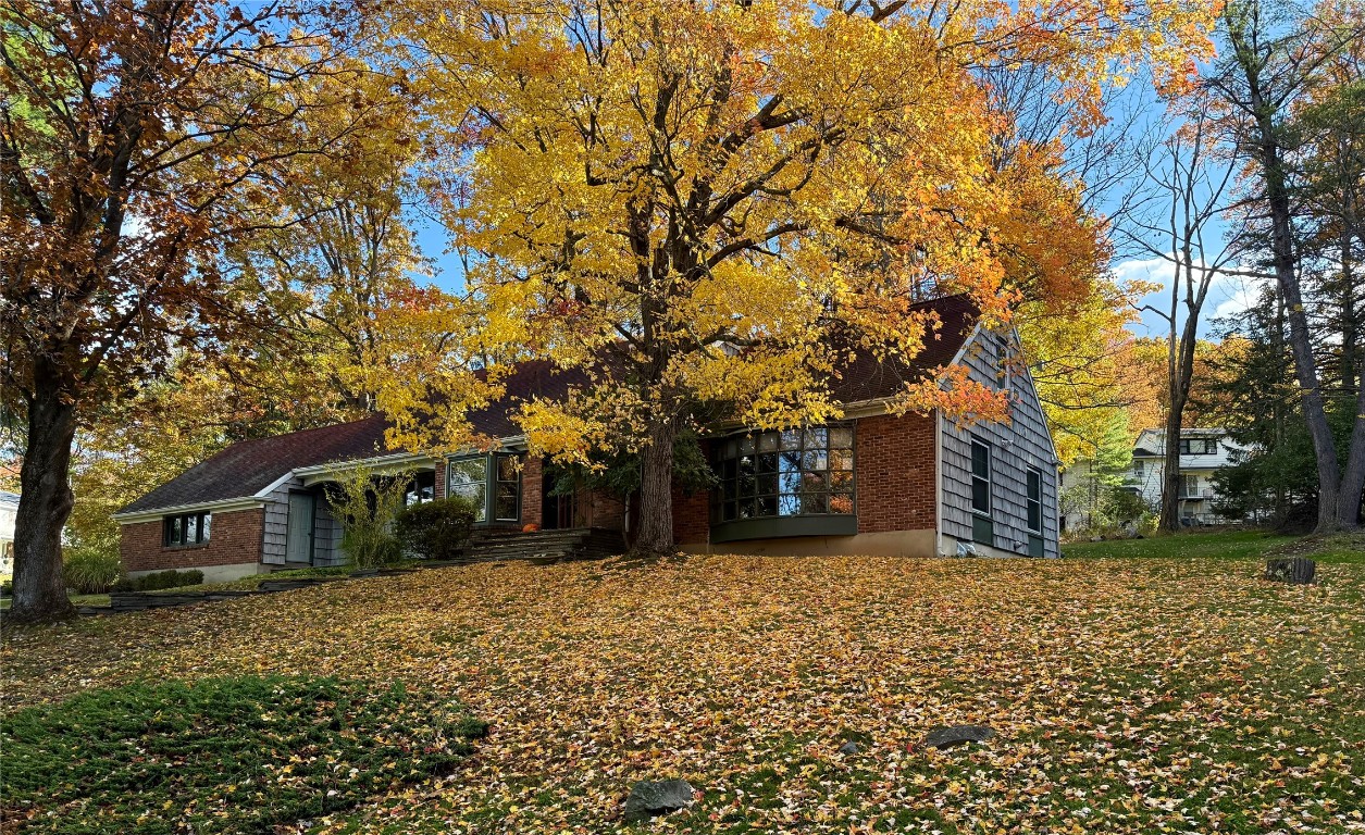 2101 West Hamton Road Binghamton, NY 13903 - Photo 2 of 40