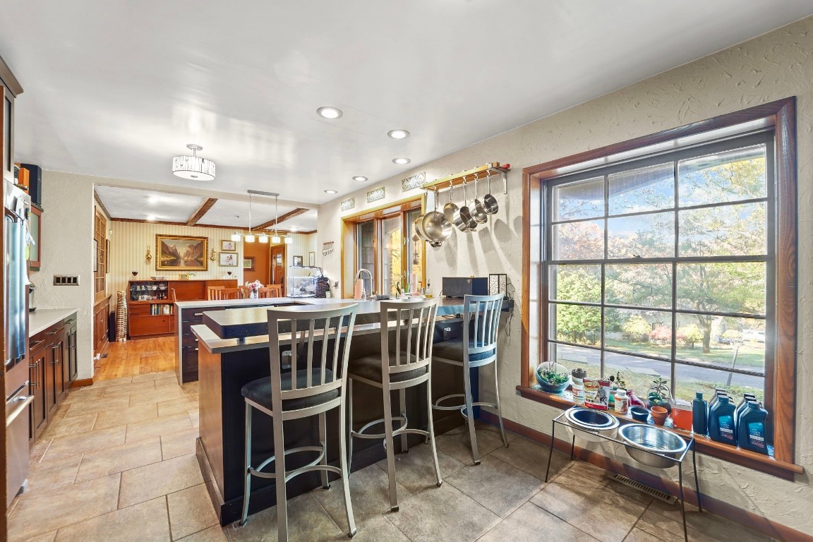 2101 West Hamton Road Binghamton, NY 13903 - Photo 9 of 40