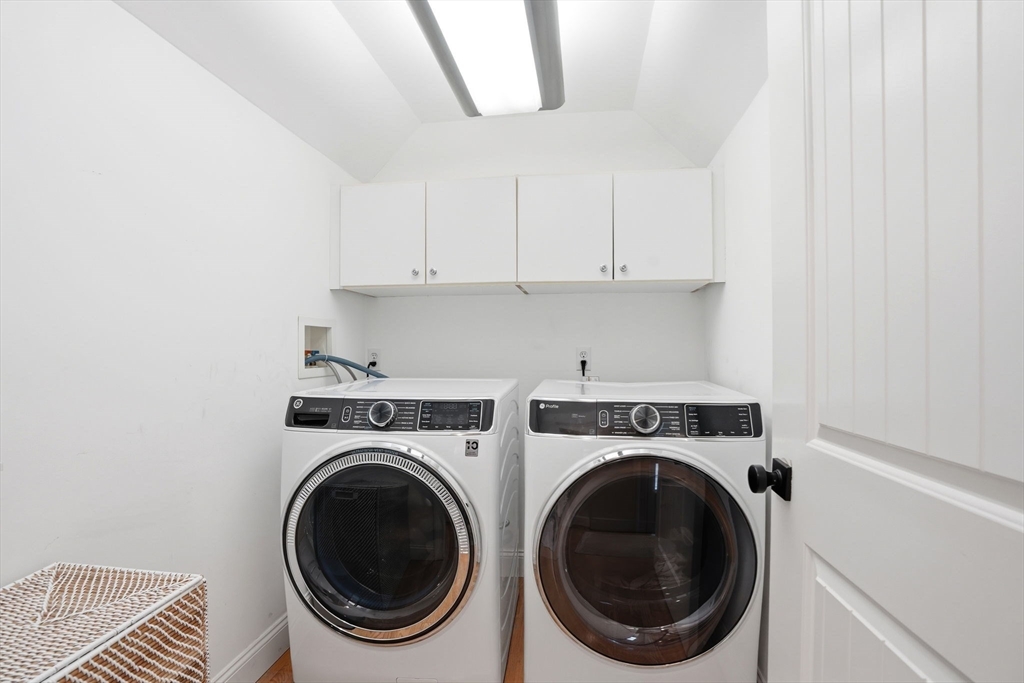 59 Elm Street Hingham, MA 02043 - Photo 21 of 33 a utility room with dryer and washer