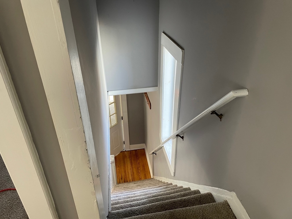 31 Cottage Street West Springfield, MA 01089 - Photo 19 of 27 Gallery Image 19