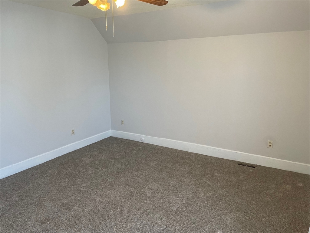 31 Cottage Street West Springfield, MA 01089 - Photo 21 of 27 Gallery Image 21