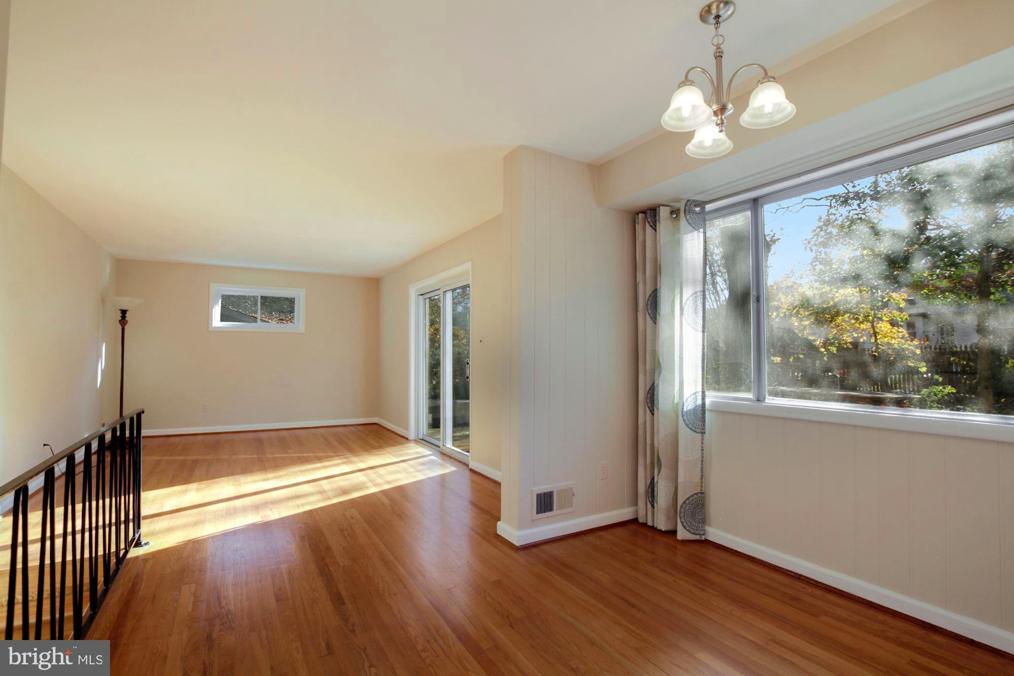 9834 Cherry Tree Lane Silver Spring, MD 20901 - Photo 13 of 49