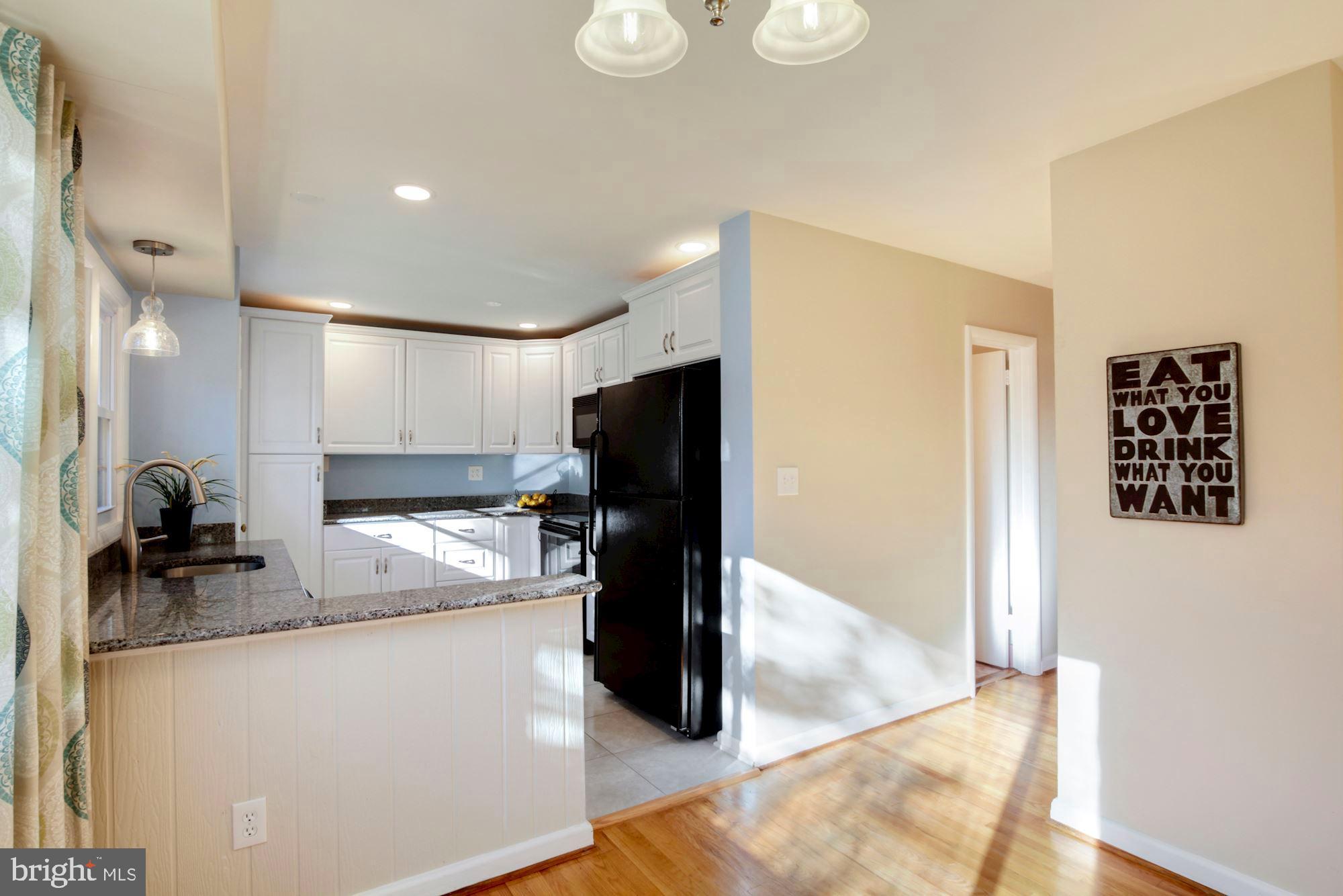 9834 Cherry Tree Lane Silver Spring, MD 20901 - Photo 20 of 49
